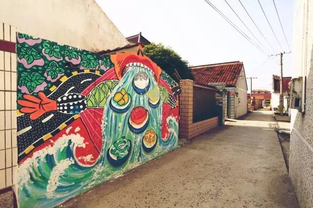 暂时逃离全是回忆的城市,暂时逃离城市的喧嚣和纷扰