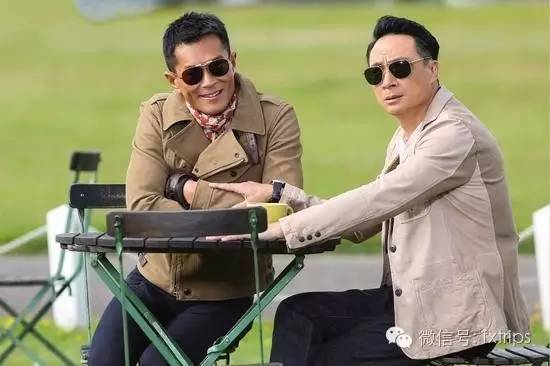 墨镜怎么选择才正确呢,墨镜怎么选才不会有印