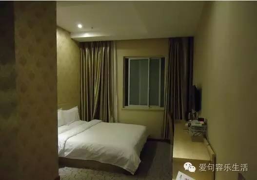 旅馆睡一天多少钱,在旅馆睡一夜多少钱
