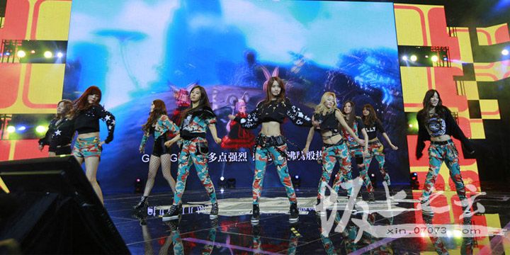 iu李知恩新专辑thewinning,iu李知恩bbibbi换装