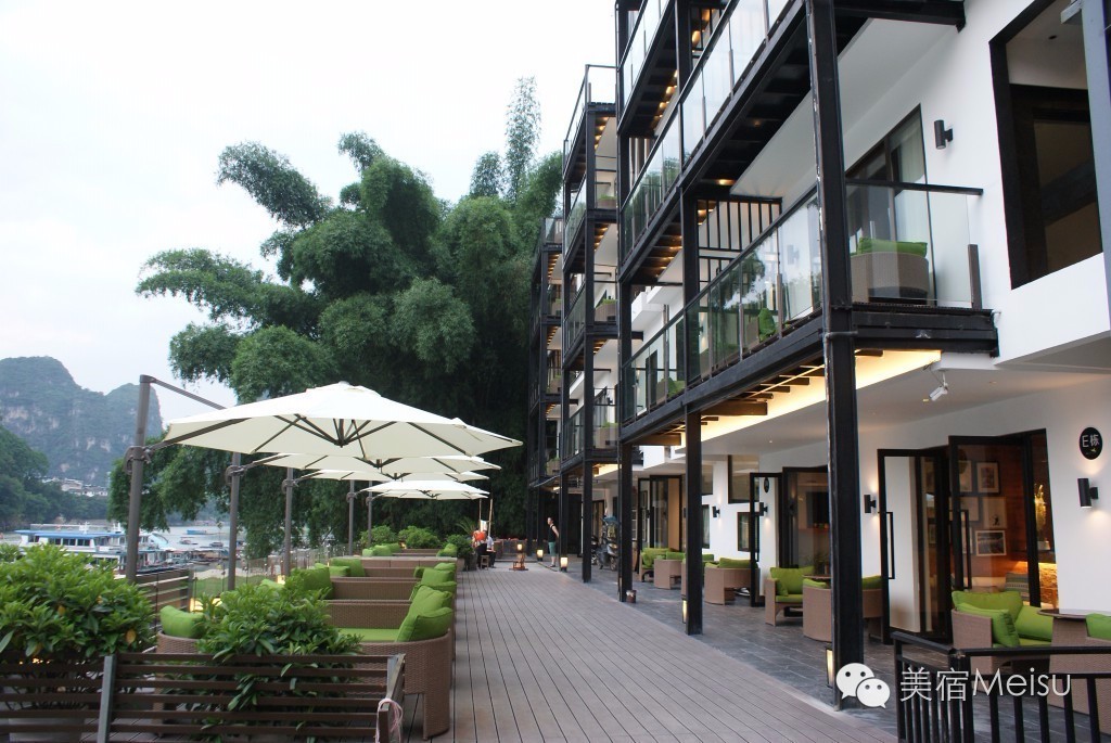 这3家长在山水里的美宿，连起了阳朔最精华的风光！