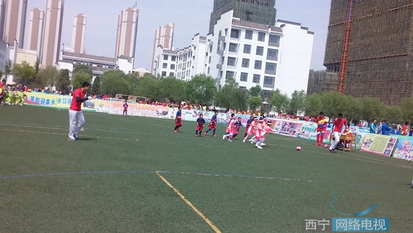 幼儿园足球联赛开幕仪式,幼儿园校园足球联赛活动