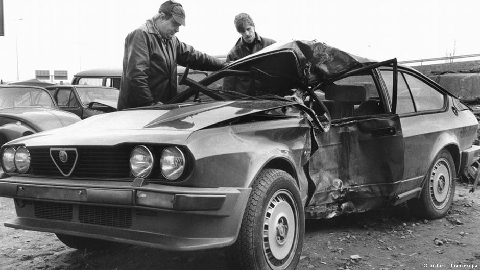 历史上的今天：东德国脚埃根多夫发生“意外”车祸