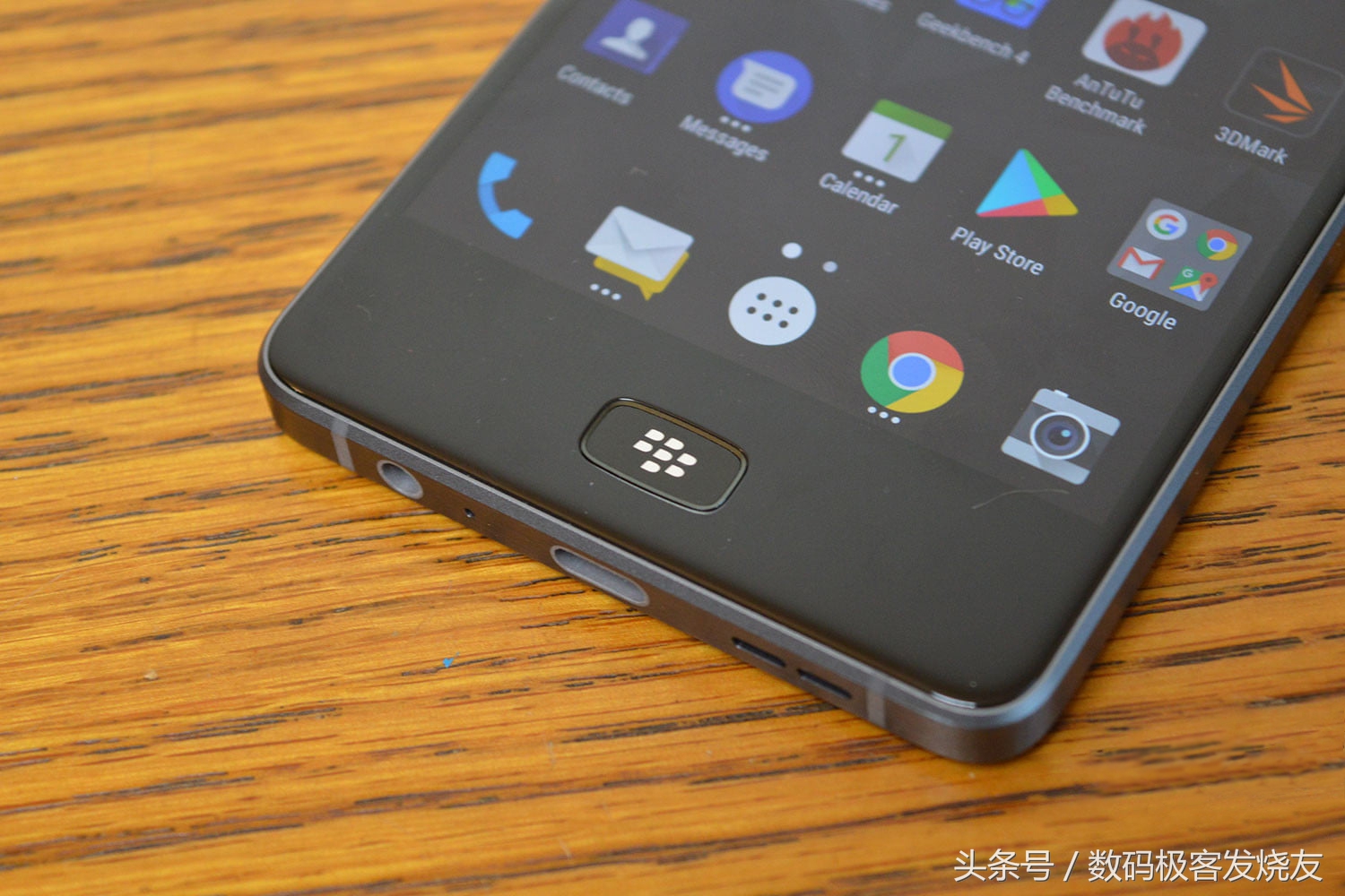 黑莓motion曝光,黑莓motion8.0系统