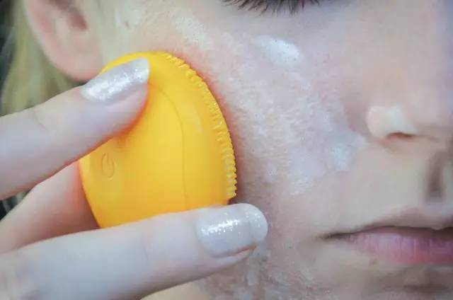 敏感肌洁面仪怎么清洗,硅胶洁面仪敏感肌可以用吗