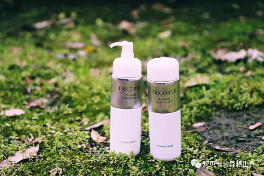 油痘皮肤毛孔粗大适合什么护肤品,毛孔粗出油长痘用什么大牌护肤品