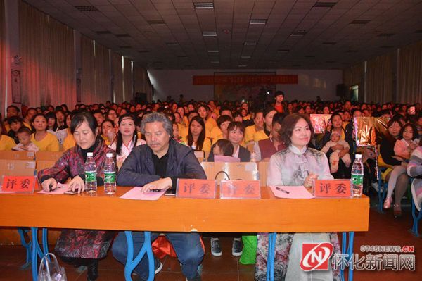 宝宝乐幼儿园举办2016年“童心童梦爱我中华”庆六一文艺汇演（一）