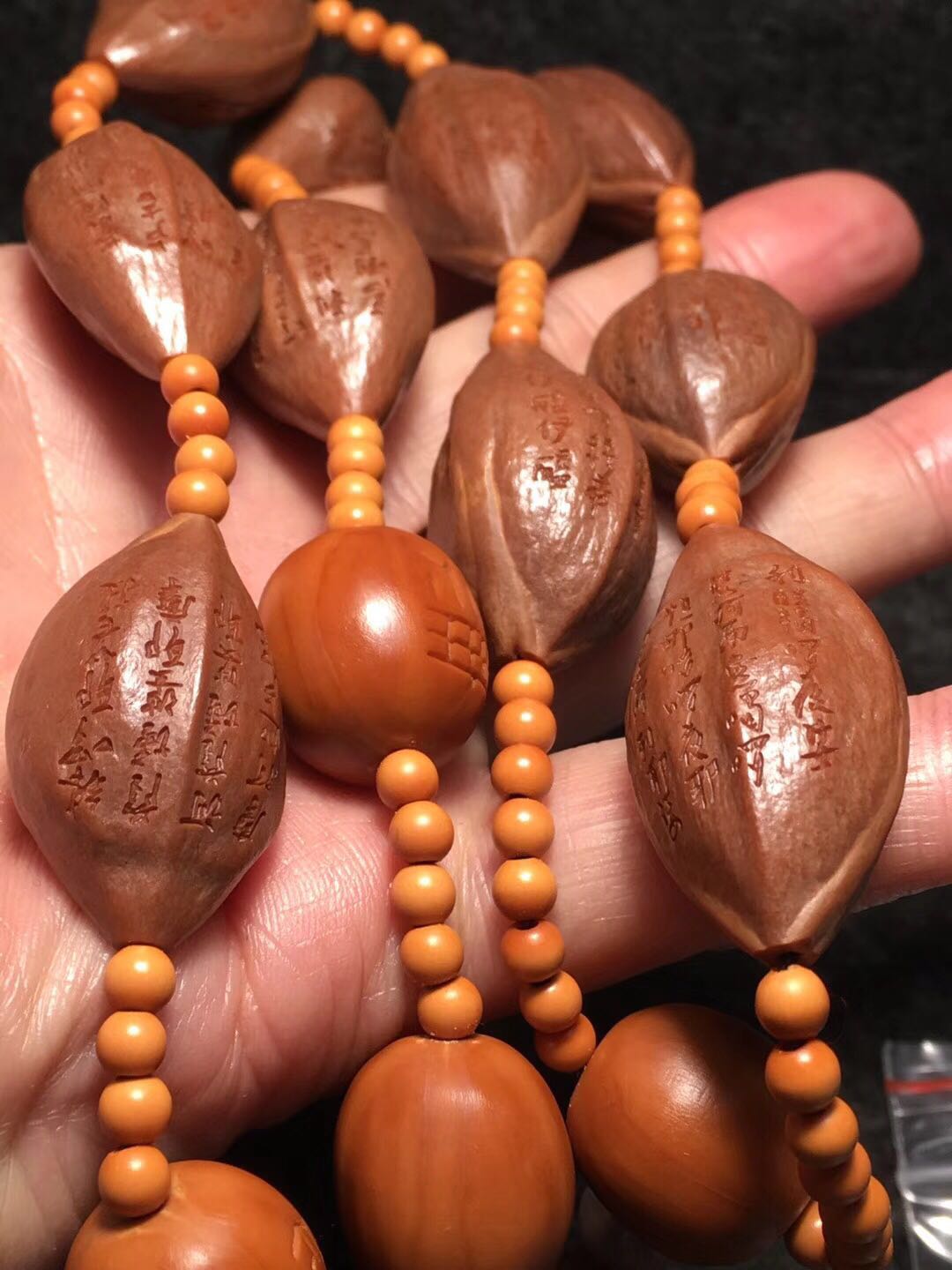 橄榄核手串北工和南工,为什么说橄榄核要经历三冬两夏