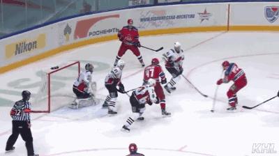 171位选中却豪取大满贯，热爱足球的达秋克如何变成冰球魔术师？