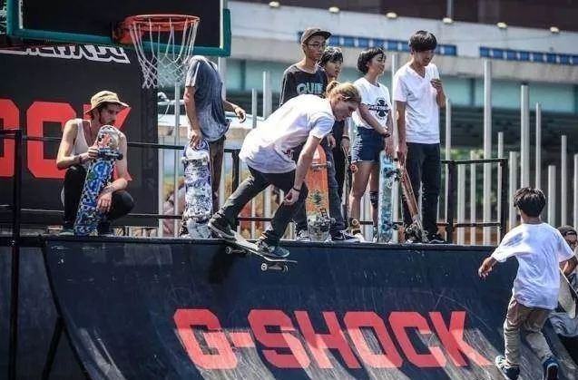 陈冠希卡西欧全黑,陈冠希戴卡西欧的手表