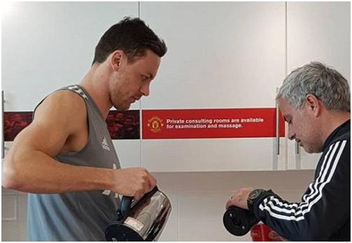 狂人vs疯子,狂人和渣叔上演英超版的生死时速