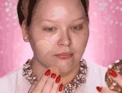 气垫粉扑与粉底刷哪个更好,粉底气垫粉扑最好用的