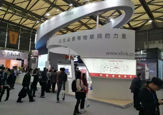 智能语言交互大厮杀、老品牌争先搭建平台、第三方平台迅速崛起