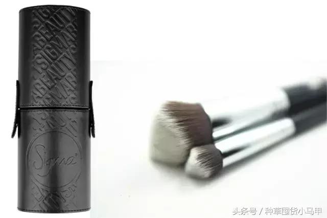 气垫粉扑与粉底刷哪个更好,粉底气垫粉扑最好用的