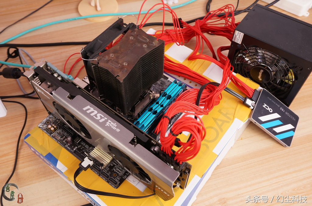 amd内存条和英特尔内存条区别,amd内存条跟普通内存条哪种速度快