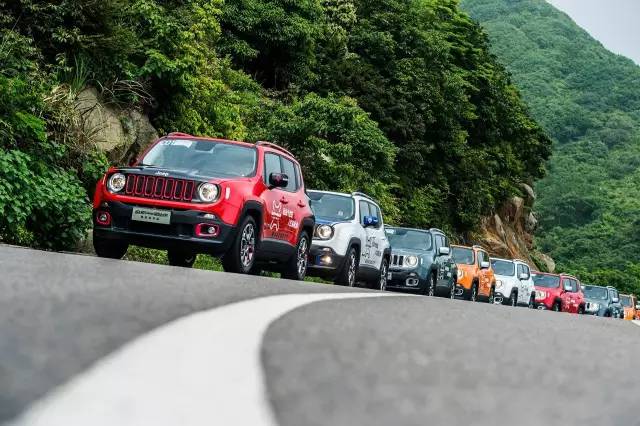 jeep新款自由侠发布,新款jeep自由侠新官图