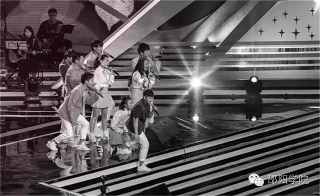 邵阳学院全国八强,邵阳学院校园好声音周劲飙