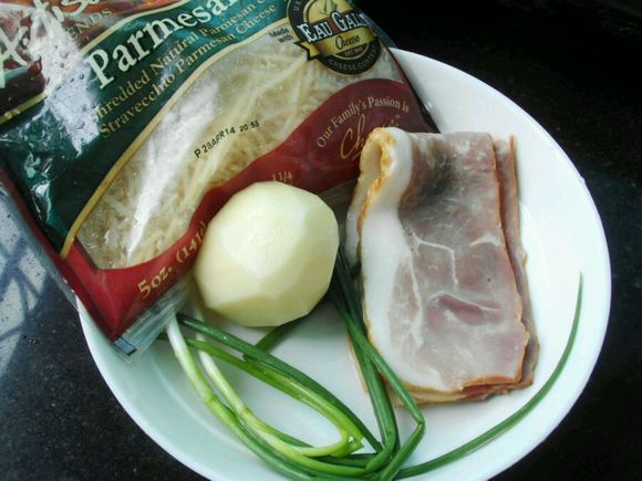 培根土豆披萨怎么做,正宗土豆培根披萨制作教程