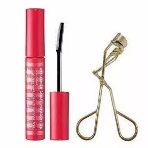 虽然当不成老干部的家属，但“睫毛精”的属性还是可以拥有哒！