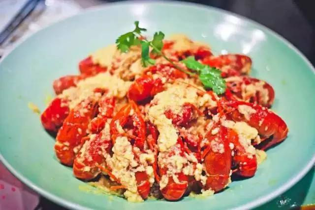 上海有名的网红小龙虾,魔都网红小龙虾