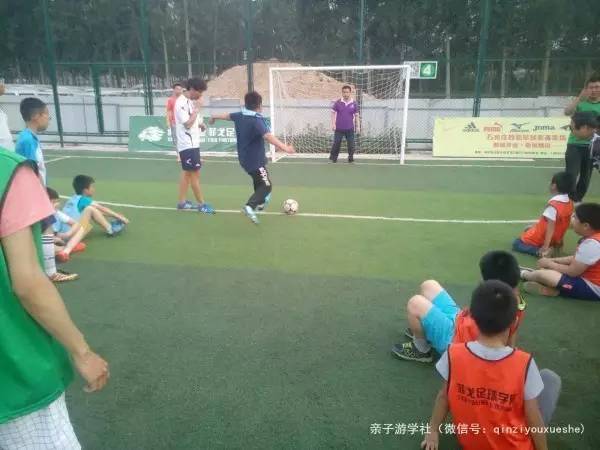 足球少儿体验课,成都菲戈足球学院暑期
