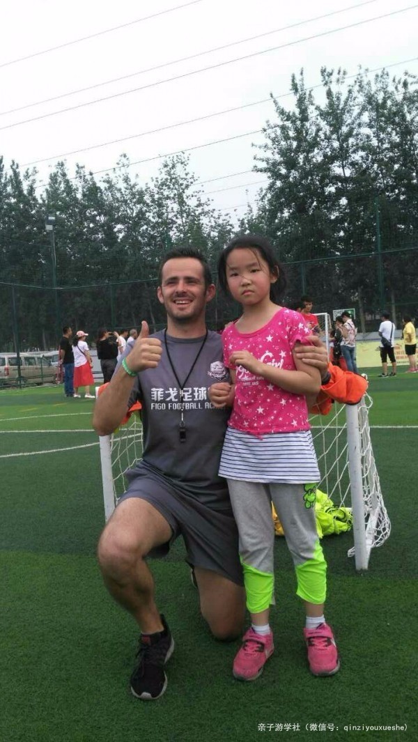 足球少儿体验课,成都菲戈足球学院暑期