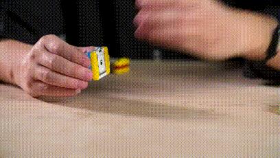 乐高饼干,乐高只用一种零件来做高科技