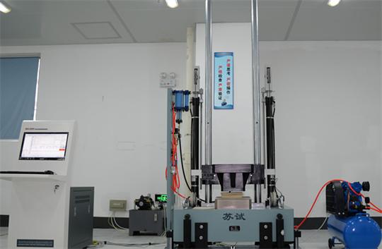 凌度A601C智能后视镜：重重质量测试终成大器！