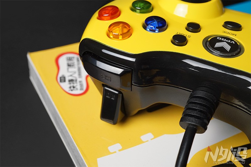 雷柏v600游戏手柄评测,雷柏v600s手柄无线连接