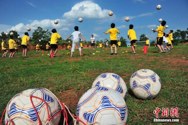 国内外萌娃,中外萌娃在中国