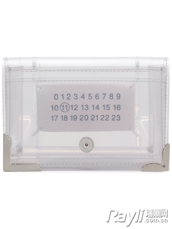 穿上透明PVC秒变“塑料姐妹花”从此阴天下雨都不怕