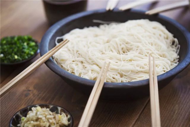 去日本一定不要错过这些美食呀,深夜放毒的日本美食