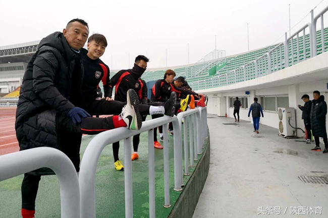 前国脚试训中甲,前国脚赴中乙队试训