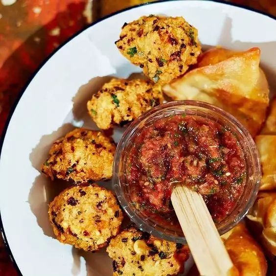 伊甸园免签景点在哪个城市,伊甸园免签的景点在哪里