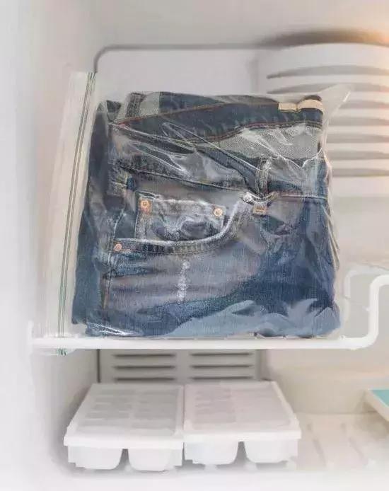 土豆去皮小窍门又快又好不浪费,用削皮刀快速削土豆