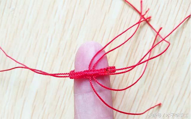 黄金蝴蝶结戒指编绳最新款式,小米珠蝴蝶结戒指串珠教程