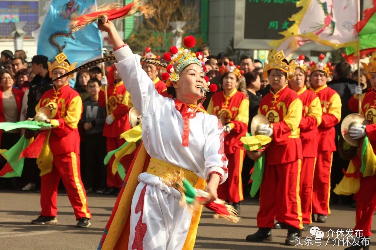 迎新年群众才艺展演,汇聚新春文化活动