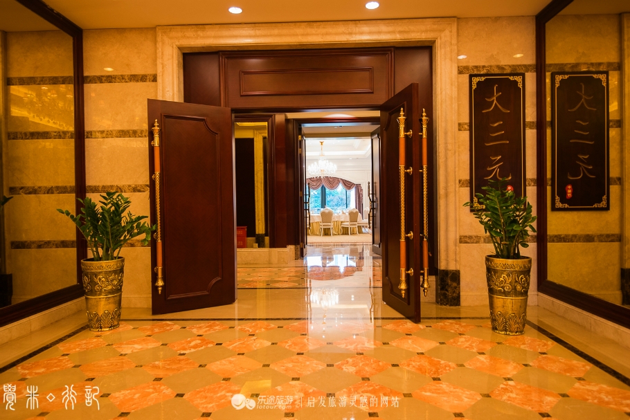 红莲湖畔淄博,红莲湖畔