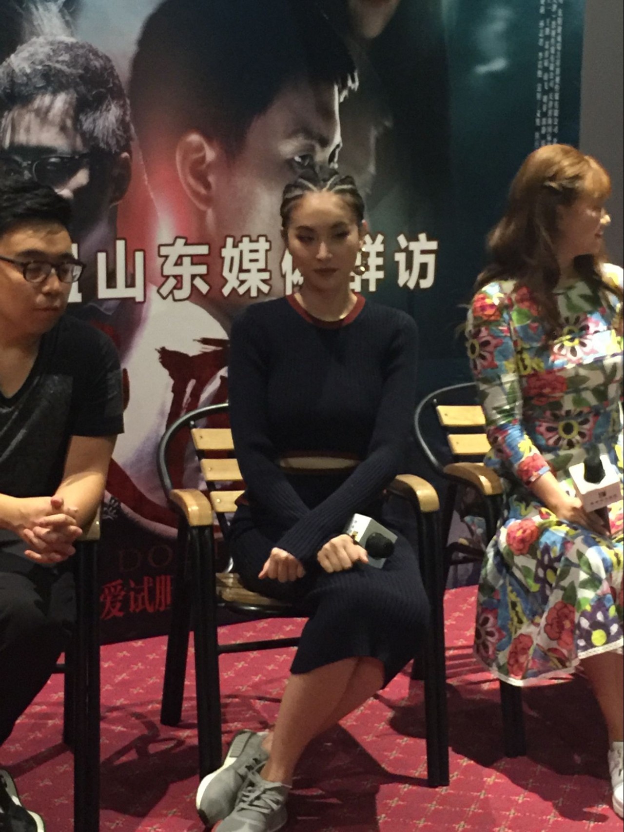 泰国最美变性人Poy来济后福利贴~知道中国十大变性美人是谁吗？世界十大又是谁吗？看后绝对包君满意~