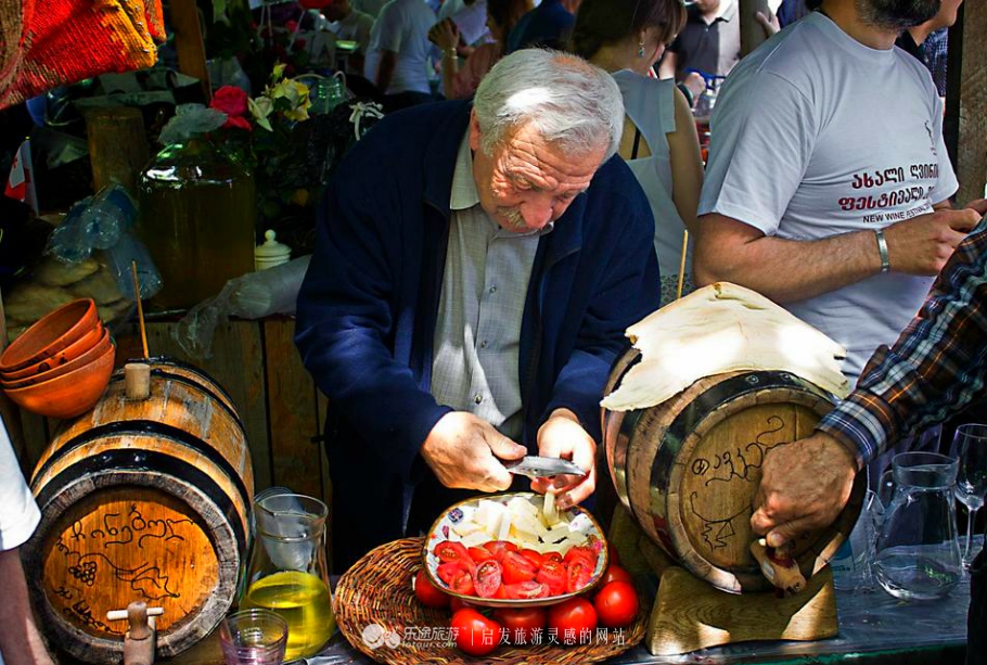 这个只有1/3个广东省大小的国家，好