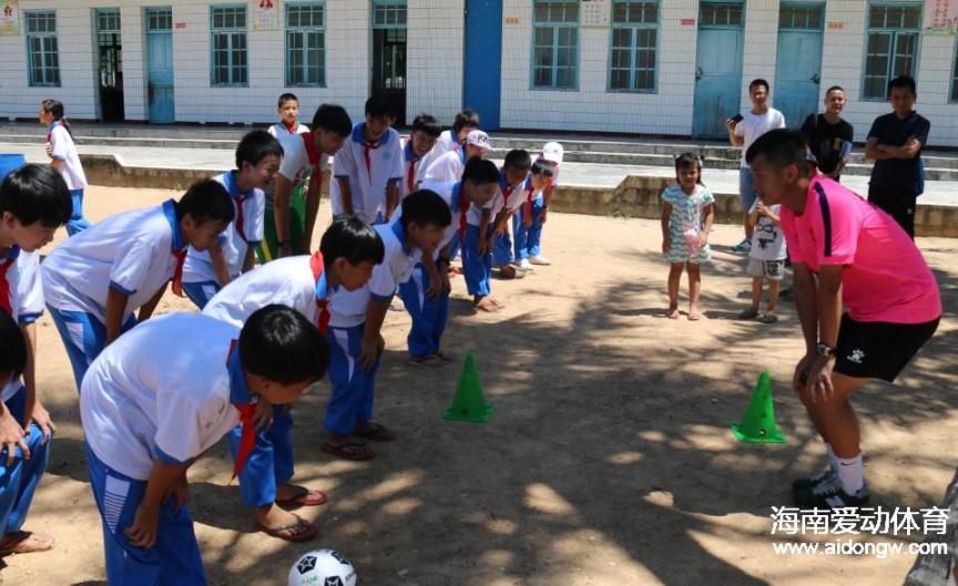 校园足球六一活动,六一儿童节足球嘉年华活动