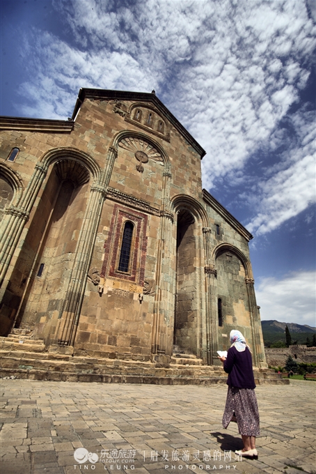 这个只有1/3个广东省大小的国家，好