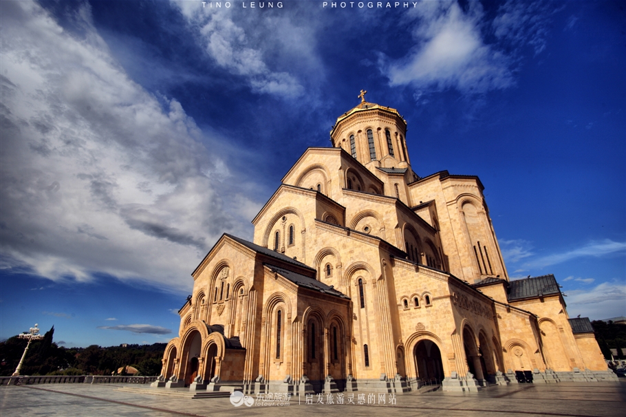 这个只有1/3个广东省大小的国家，好