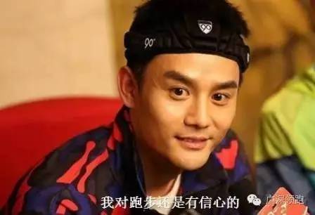 男神王凯：饭前健身房，饭后楼下慢跑衣架子是这样练成的