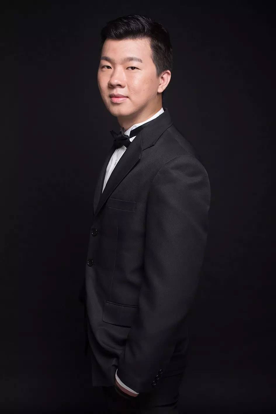 传统与现代碰撞与融合,传统和现代生活方式