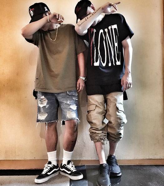 白色NMD、AJ简直防不胜防！看看Icon们夏天爱穿的小白鞋