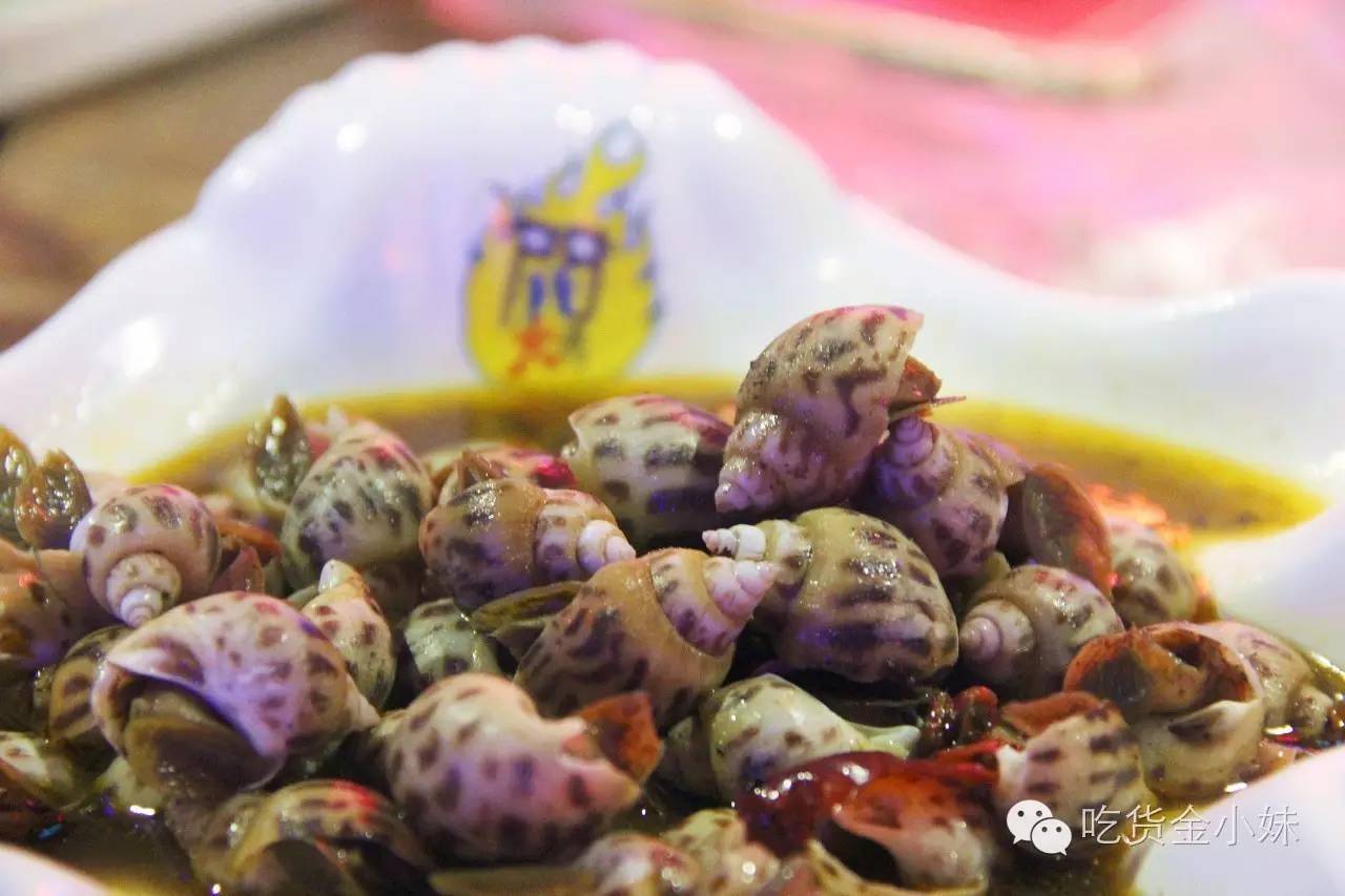 这家小馆子菜单上居然有奥数题！跑去求虐的吃货还不少！