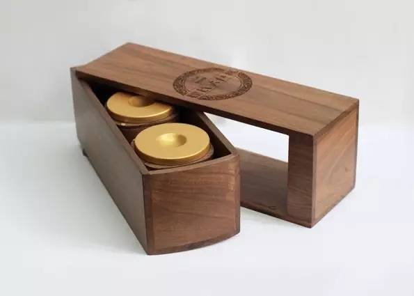 传统与现代碰撞与融合,传统和现代生活方式