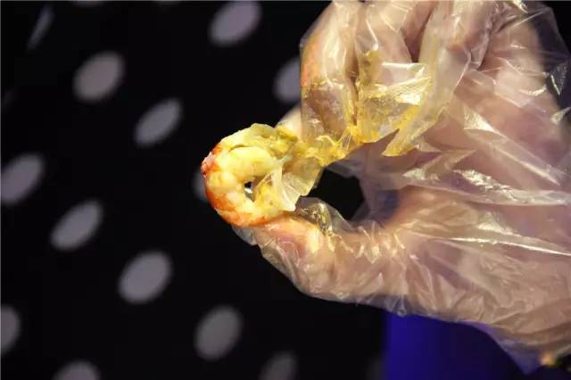 这家小馆子菜单上居然有奥数题！跑去求虐的吃货还不少！