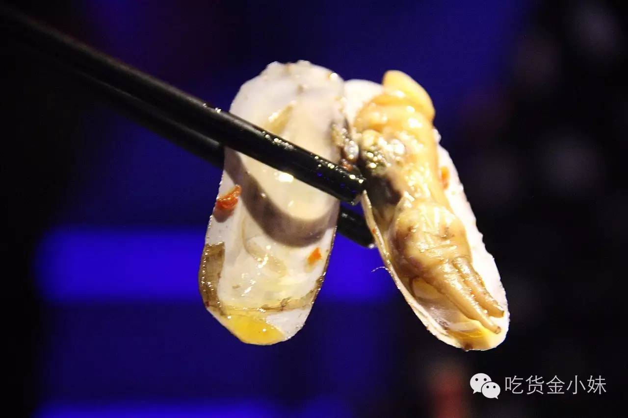 这家小馆子菜单上居然有奥数题！跑去求虐的吃货还不少！